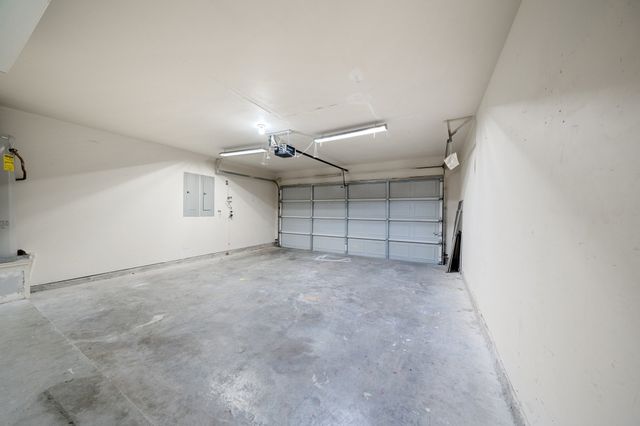 10449 Hideaway Trail, Fort Worth, TX 76131