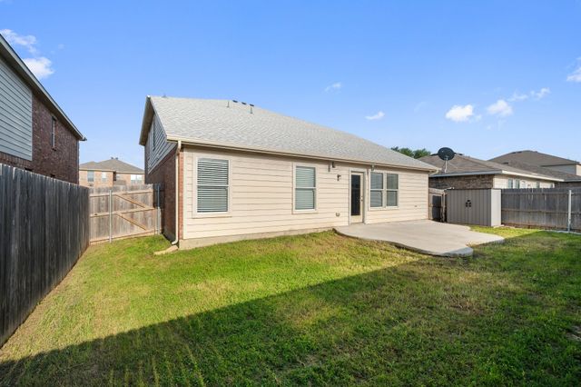 10449 Hideaway Trail, Fort Worth, TX 76131