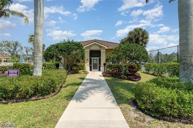 1781 Four Mile Cove PKWY 133, Cape Coral, FL 33990