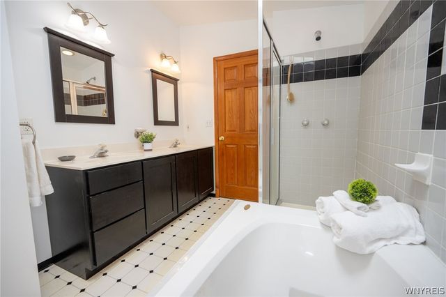 170 Rosewood Avenue, Evans, NY 14006