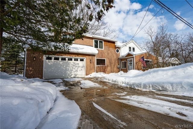 170 Rosewood Avenue, Evans, NY 14006