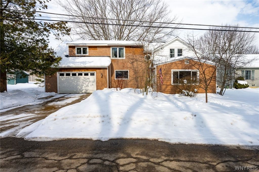 170 Rosewood Avenue, Evans, NY 14006