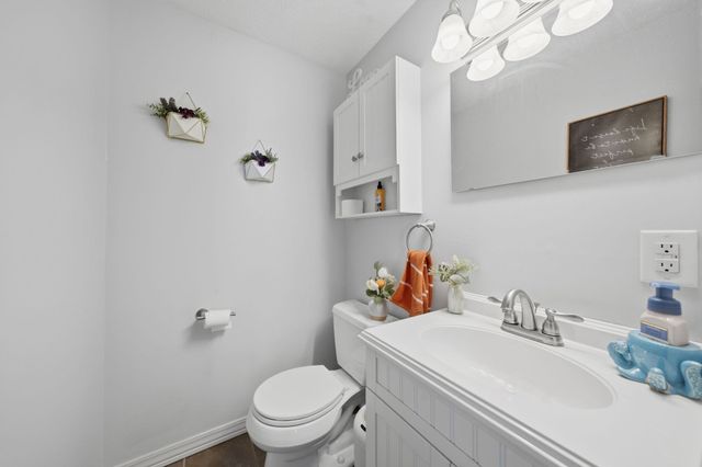 47 Hillsboro St Unit A, Manchester, NH 03104