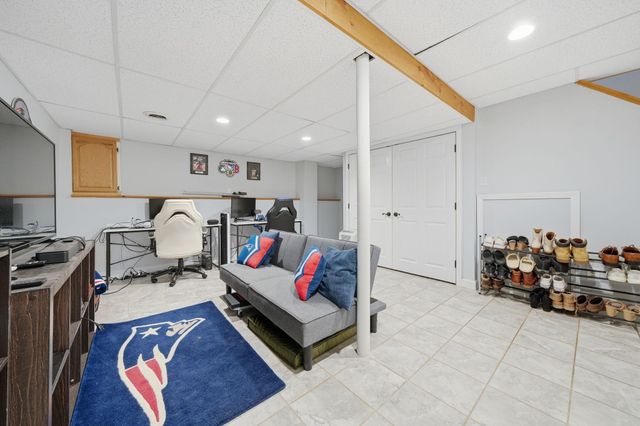 47 Hillsboro St Unit A, Manchester, NH 03104