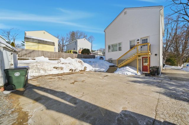 47 Hillsboro St Unit A, Manchester, NH 03104