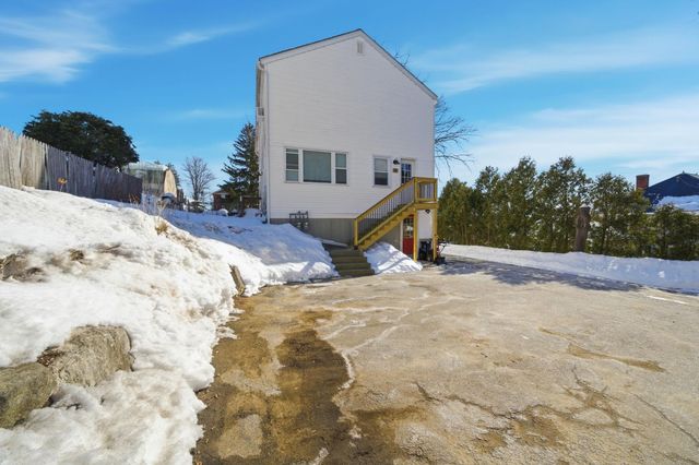 47 Hillsboro St Unit A, Manchester, NH 03104