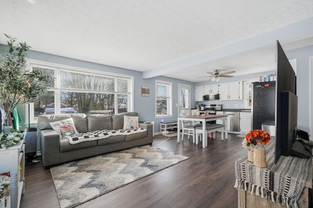 47 Hillsboro St Unit A, Manchester, NH 03104