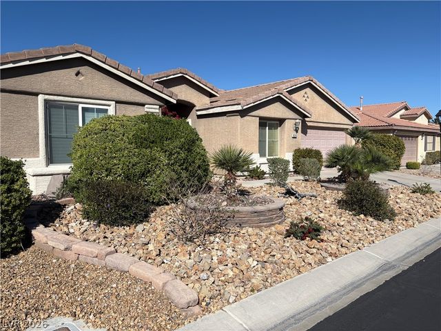8216 Rusty Sandstone Court, Las Vegas, NV 89131
