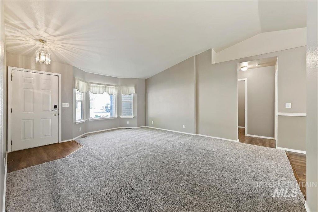 7901 W Pocono St, Boise, ID 83714 photo 5