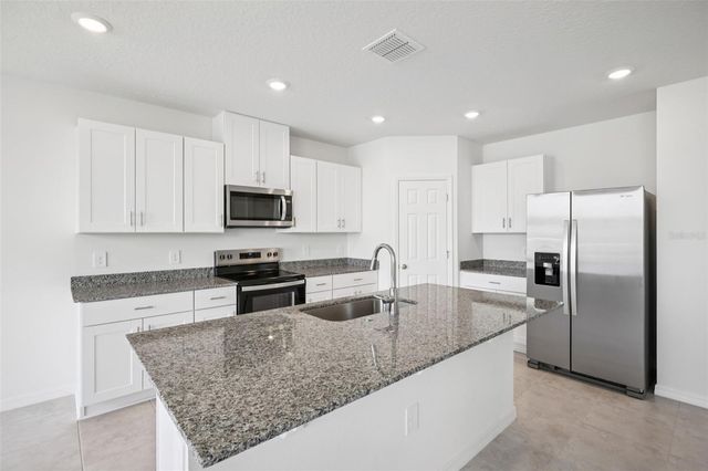 3873 GIORGIO DRIVE, Winter Haven, FL 33884