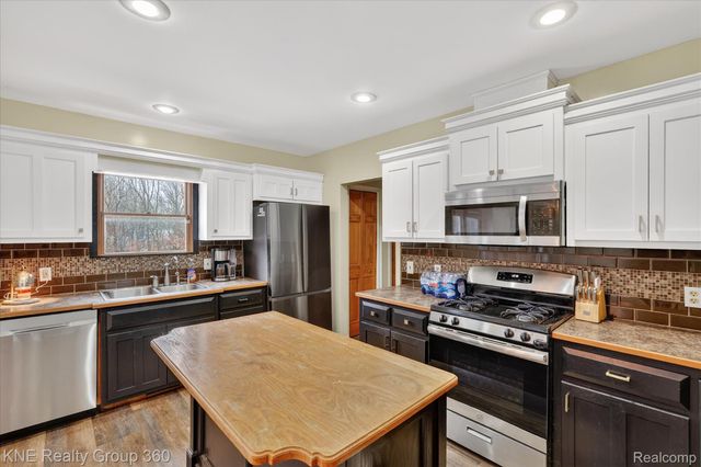 407 Center Street, Clio, MI 48420