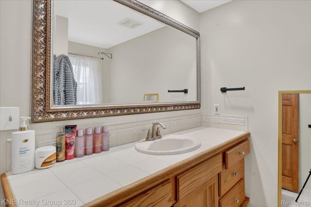 407 Center Street, Clio, MI 48420