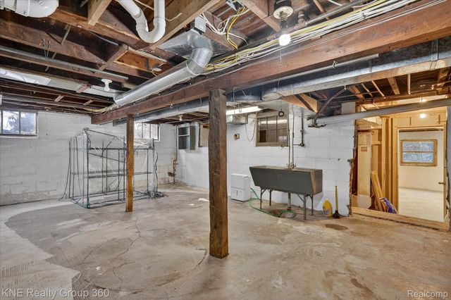 407 Center Street, Clio, MI 48420