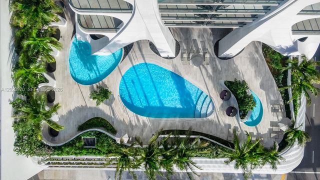 1000 Biscayne Blvd 1702, Miami, FL 33132