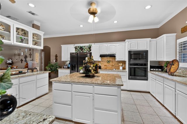 5451 Aikens Way, Robstown, TX 78380