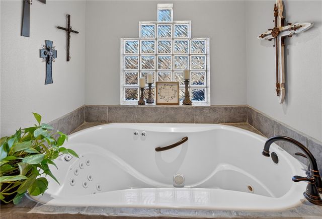 5451 Aikens Way, Robstown, TX 78380