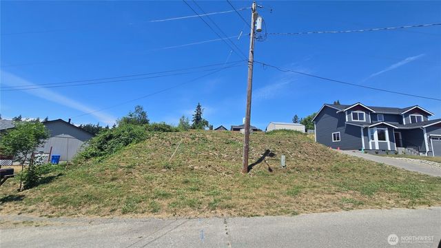 412 Comet Street, Milton, WA 98354