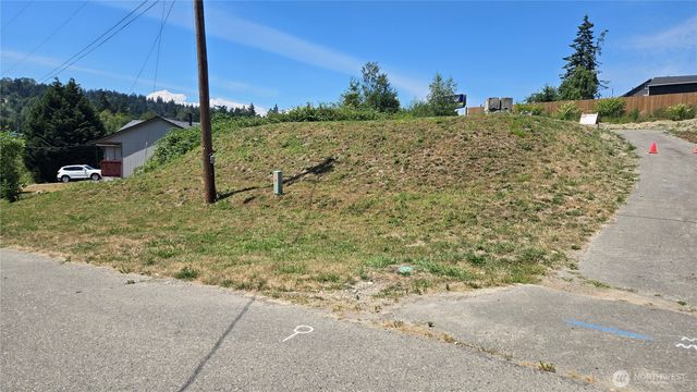 412 Comet Street, Milton, WA 98354