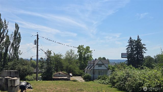 412 Comet Street, Milton, WA 98354