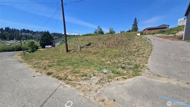 412 Comet Street, Milton, WA 98354