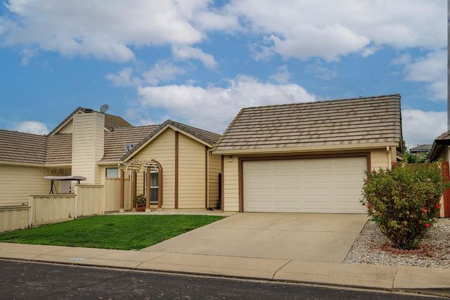 2329 Orchard View Circle, Modesto, CA 95355