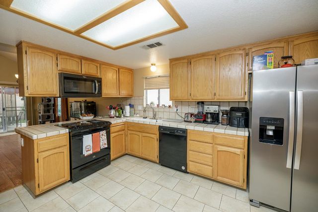 2329 Orchard View Circle, Modesto, CA 95355