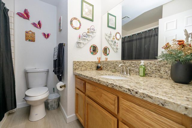 2329 Orchard View Circle, Modesto, CA 95355