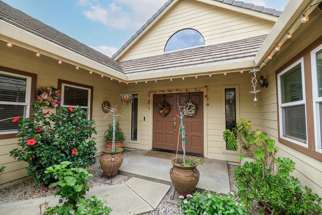 2329 Orchard View Circle, Modesto, CA 95355