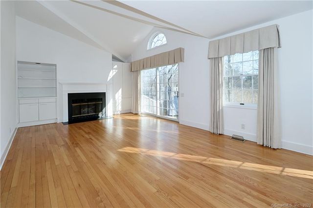 230 Saugatuck Avenue 17, Westport, CT 06880