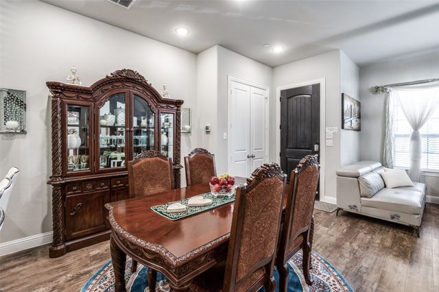 1560 Windermere Way, Farmers Branch, TX 75234