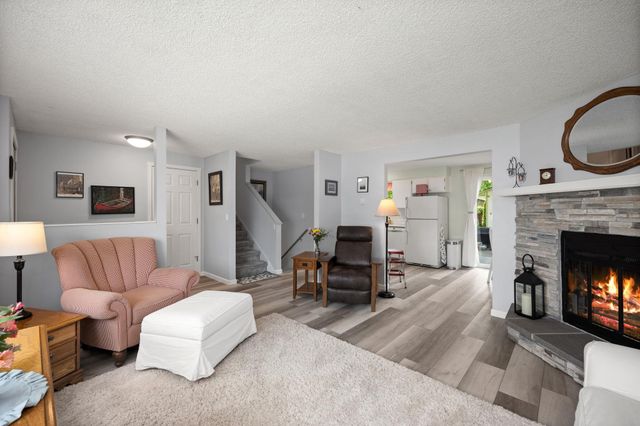 720 E Sumter Way, Spokane, WA 99208