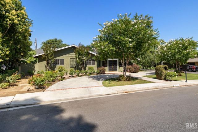 1191 Edmund Street, Bakersfield, CA 93309