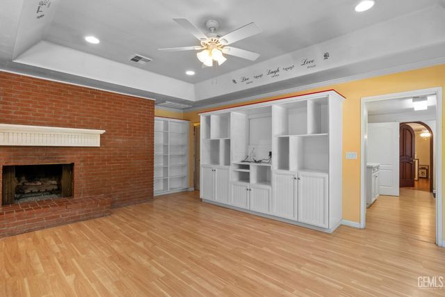 1191 Edmund Street, Bakersfield, CA 93309