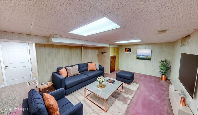 326 Bowman Drive, Kent, OH 44240