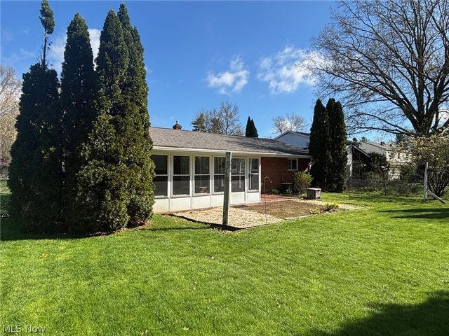326 Bowman Drive, Kent, OH 44240