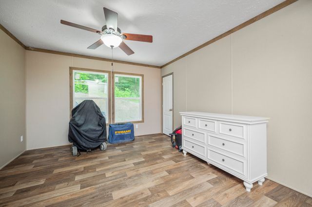 220 Long Branch Rd. Road, Berea, KY 40403