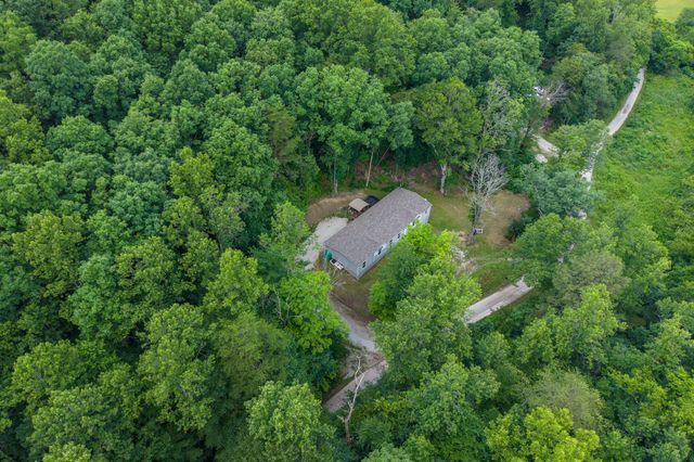 220 Long Branch Rd. Road, Berea, KY 40403
