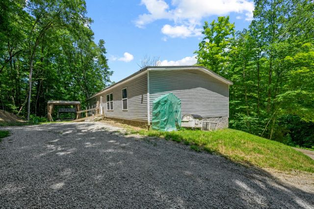 220 Long Branch Rd. Road, Berea, KY 40403