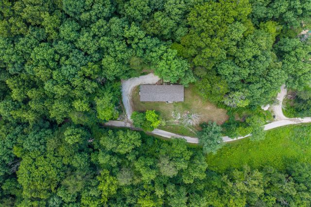 220 Long Branch Rd. Road, Berea, KY 40403