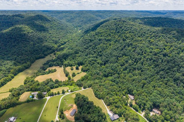 220 Long Branch Rd. Road, Berea, KY 40403