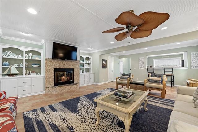 1528 Ocean Boulevard, St. Simons Island, GA 31522