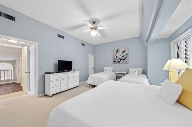 1528 Ocean Boulevard, St. Simons Island, GA 31522
