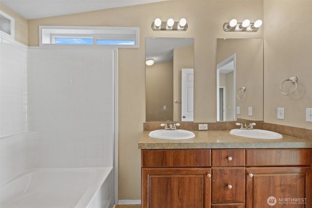 561 Morning View Avenue, East Wenatchee, WA 98802