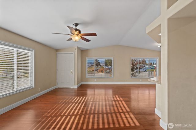 561 Morning View Avenue, East Wenatchee, WA 98802