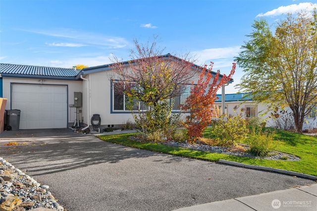 561 Morning View Avenue, East Wenatchee, WA 98802
