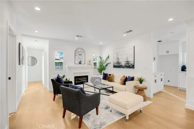 78 E Highland Avenue, Sierra Madre, CA 91024
