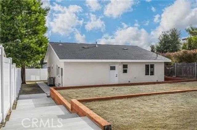 78 E Highland Avenue, Sierra Madre, CA 91024