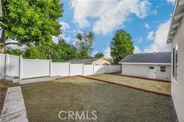 78 E Highland Avenue, Sierra Madre, CA 91024