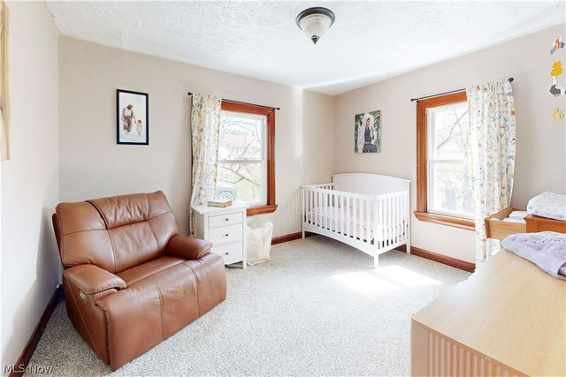 701 Lovers Lane, Steubenville, OH 43953