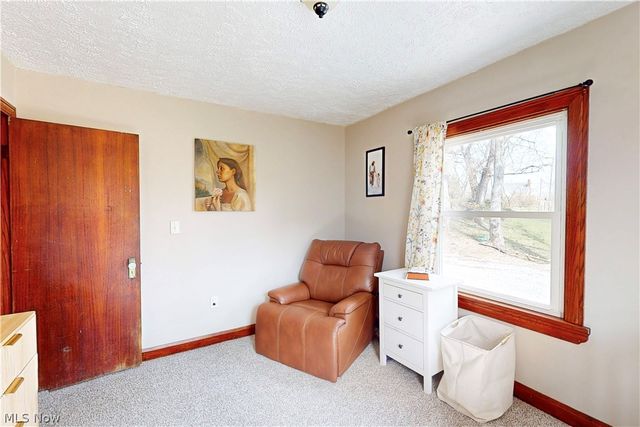 701 Lovers Lane, Steubenville, OH 43953